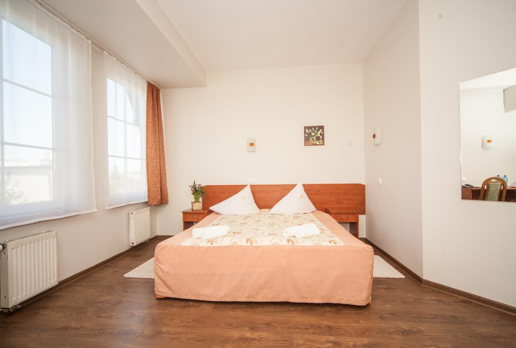 Wiekszyce Hotel Ada מראה חיצוני תמונה